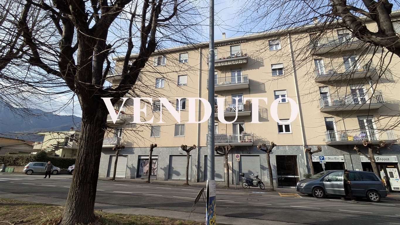 Bilocale in vendita a Malgrate con box e cantina