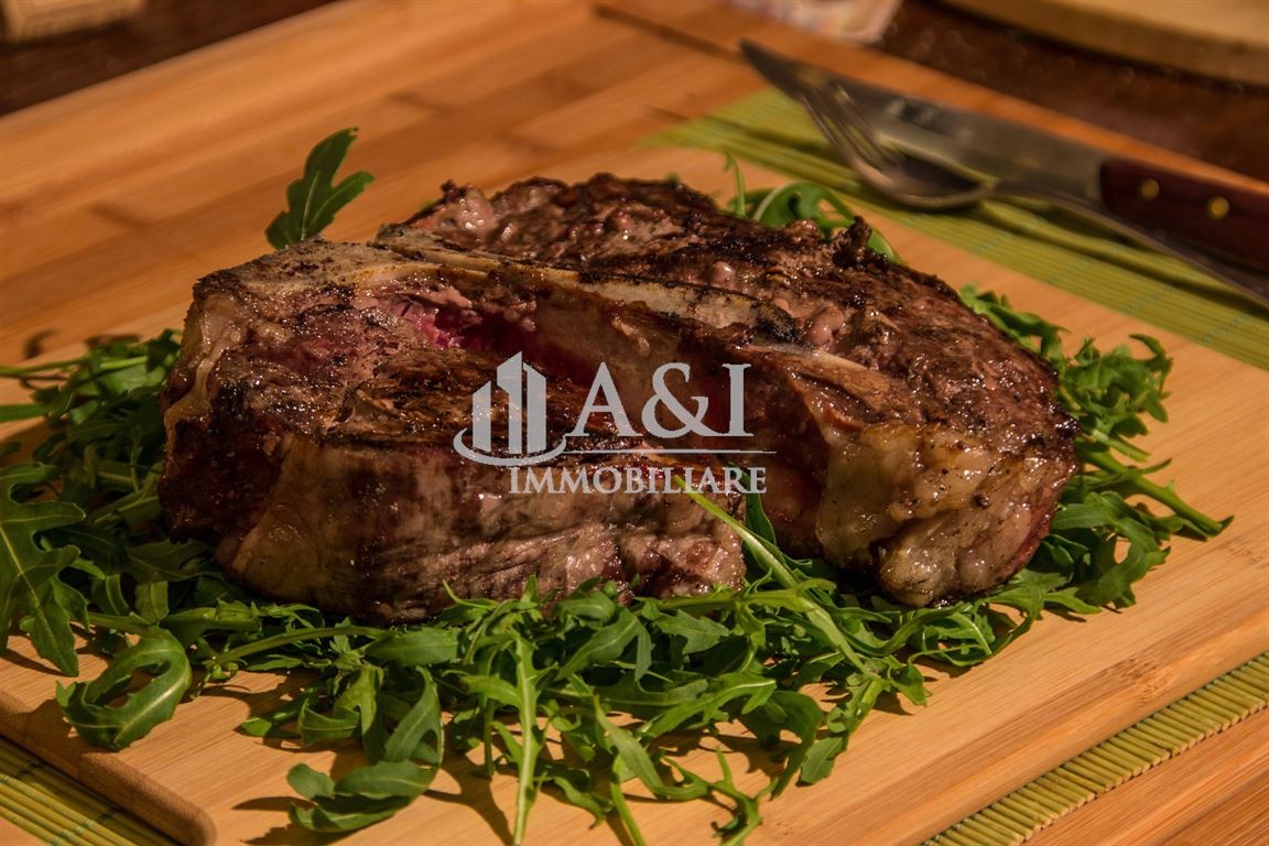 Ristorante pizzeria in vendita con possibilità di acquisto dell'immobile